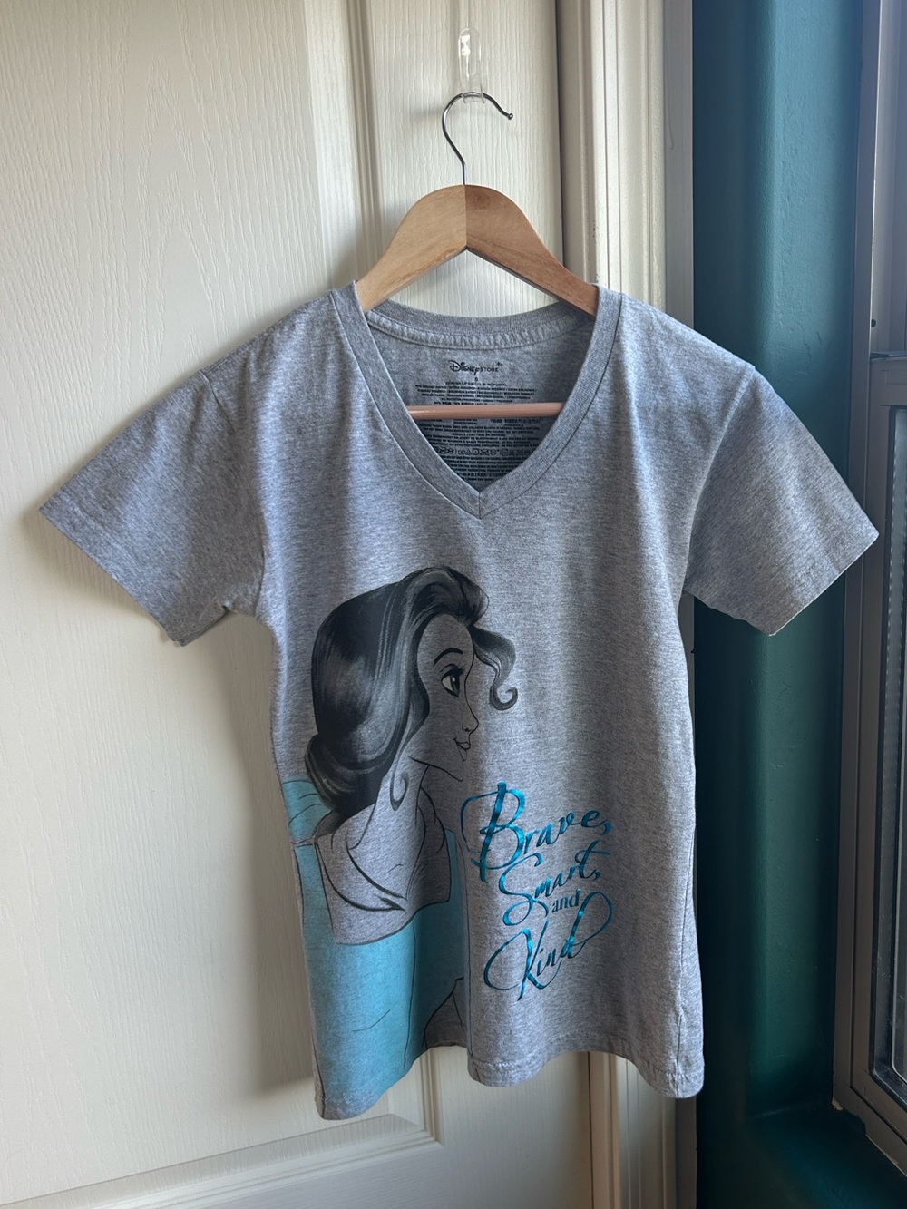 Disney Belle (Beauty & the Beast) Gray V-Neck Short Sleeve Tee with Blue Graphic